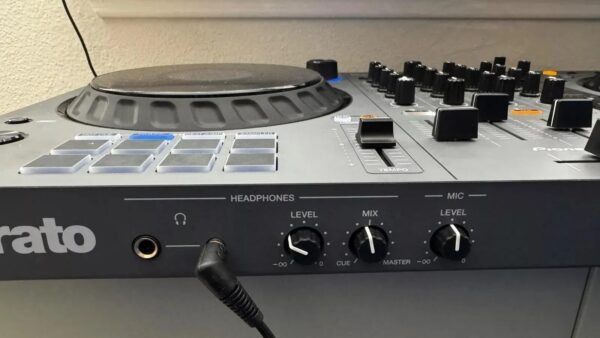 Pioneer DJ DDJ-FLX6-GT 4-Channel DJ Controller - Rekordbox Serato - Image 5