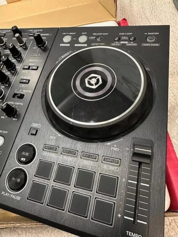 Pioneer DJ DDJ-400 2-Channel DJ Controller with USB Cable - Image 3