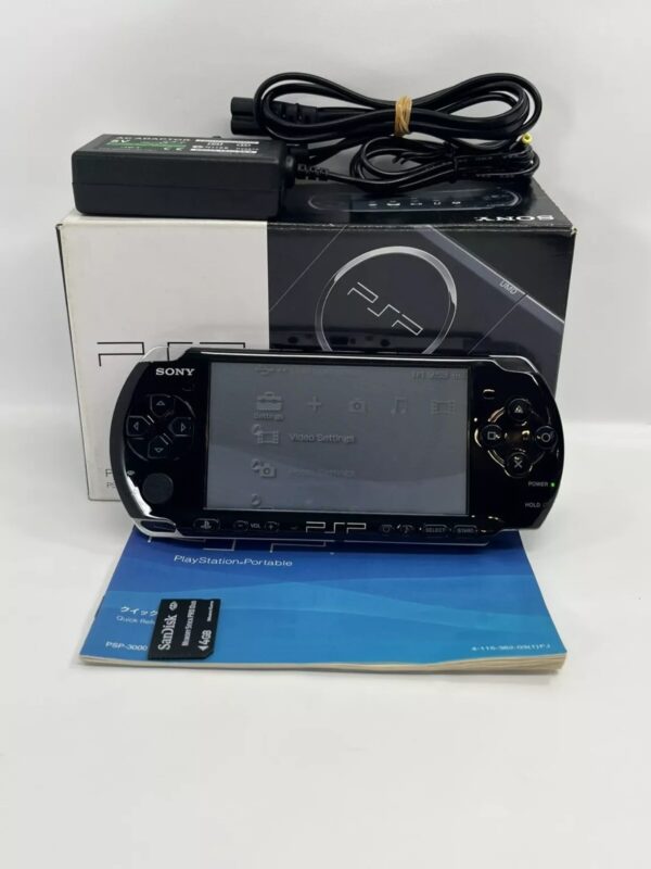 Sony PSP-3000 Piano Black Console In Box CIB Region Free