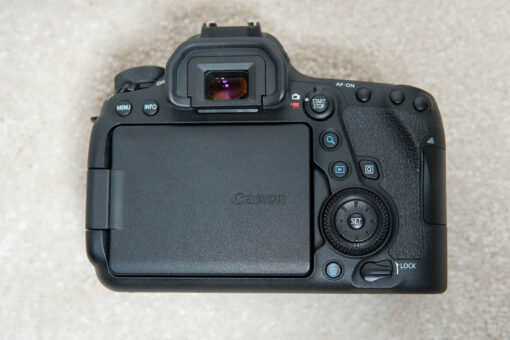 Canon EOS 6D Mark II DSLR Camera Bundle - Excellent Condition - Image 3