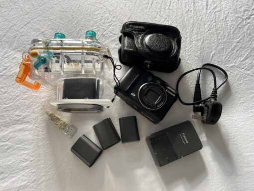 Canon PowerShot G9 12.1MP Digital Camera - Black