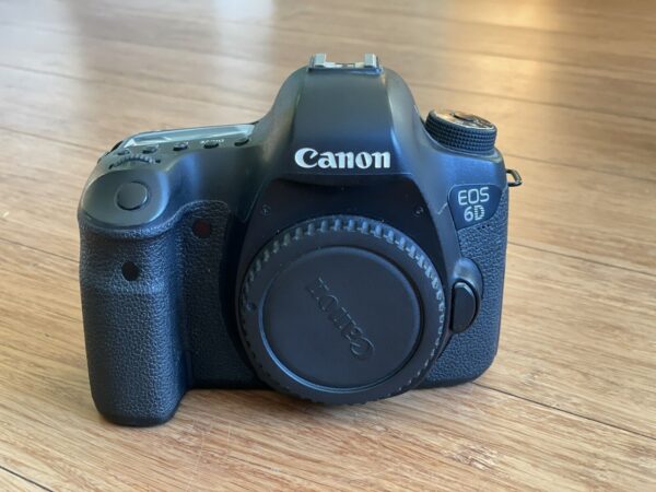 Canon EOS 6D 20.2MP Digital Camera Body Only - Black