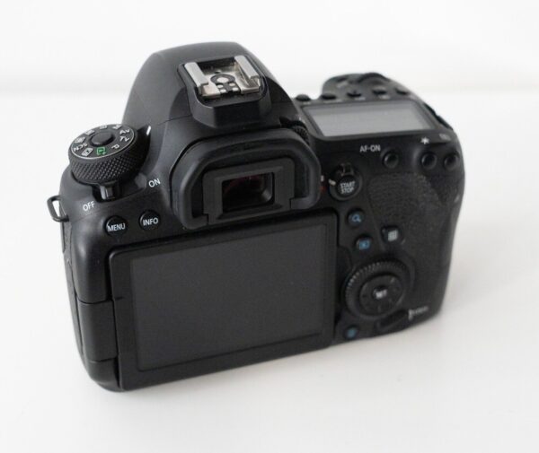 Canon EOS 6D Mark II 26.2MP Digital SLR Camera - Body Only + Remote Control - Image 6