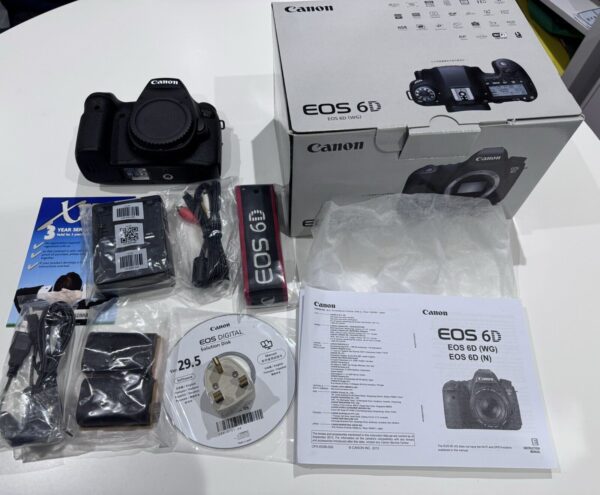Canon EOS 6D 20.2MP Digital SLR Camera Body - Excellent Condition