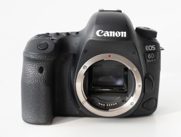 Canon EOS 6D Mark II 26.2MP Digital SLR Camera - Body Only + Remote Control - Image 8