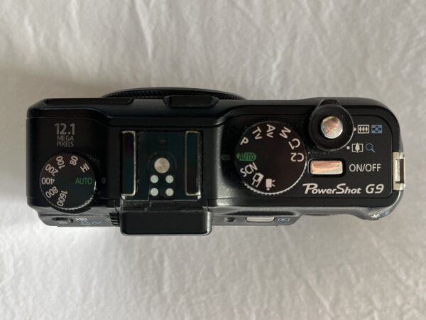 Canon PowerShot G9 12.1MP Digital Camera - Black - Image 4