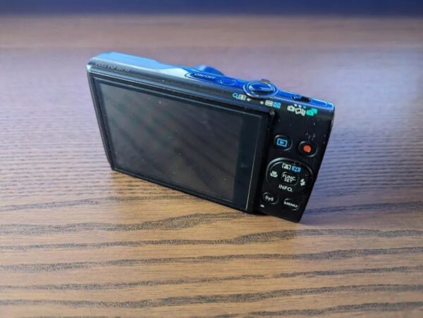 Canon IXY 650 / PowerShot ELPH 360 HS / IXUS 285 HS - 20.2MP, 12x Zoom - Black (F/S) - Image 2