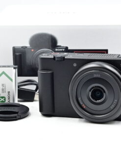 Sony ZV-1F 20.1MP Digital Vlog Camera with 20mm Lens - Mint Condition