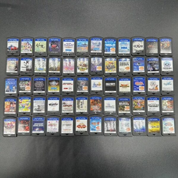 PS Vita PCH-2000 Sony Playstation Console Unlimited games & case Used - Image 4