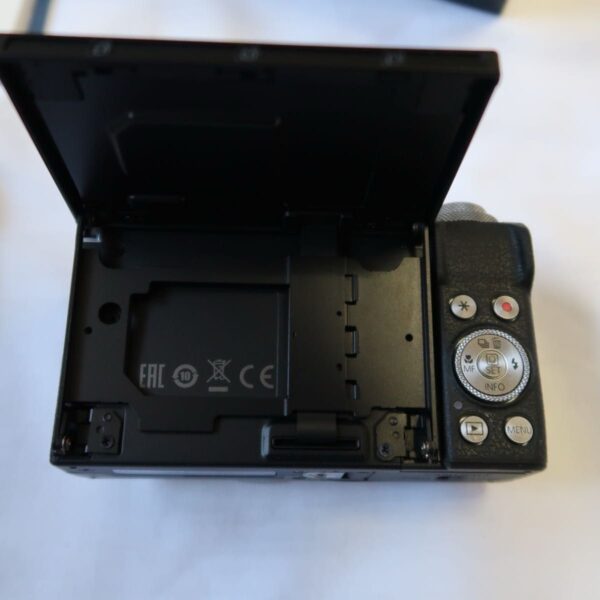 Canon PowerShot G7 X Mark III Digital Camera  Silver 20.1MP - Image 18
