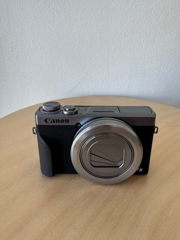 NEW Canon PowerShot G7X Mark III Digital Camera Vlogging Silver