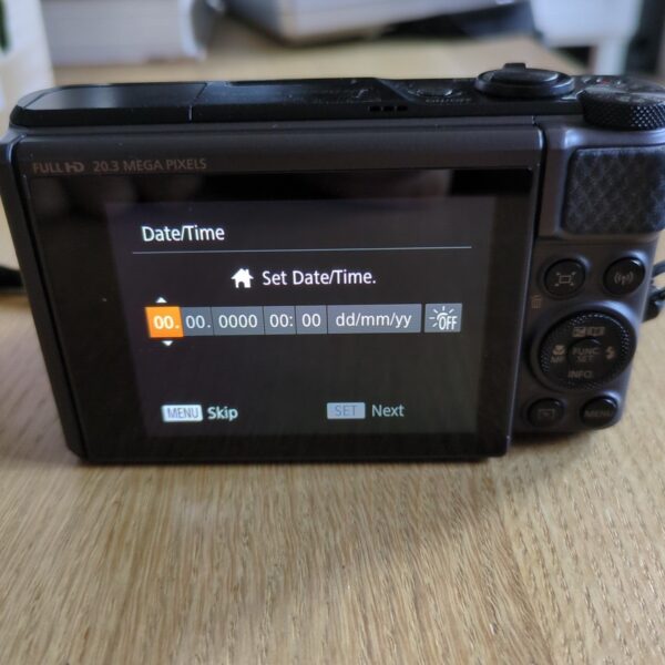 Canon Powershot SX730 HS 20.3MP Camera Good Condition Travel Kit And 32GB Card - Image 4