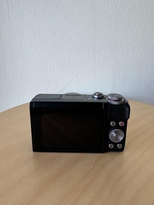 NEW Canon PowerShot G7X Mark III Digital Camera Vlogging Silver - Image 8