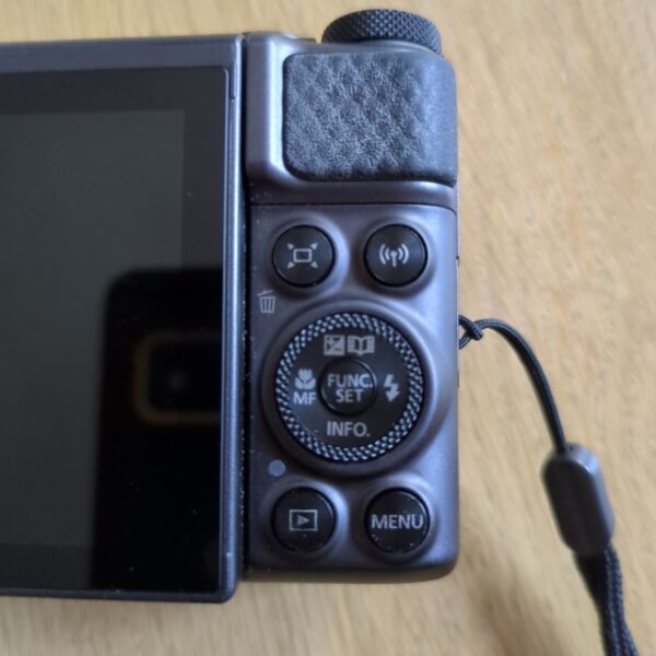 Canon Powershot SX730 HS 20.3MP Camera Good Condition Travel Kit And 32GB Card - Image 12