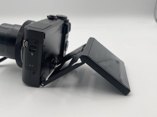 Canon PowerShot G7 X Mark II Camera And Accessories - Image 13