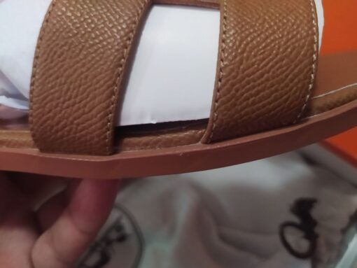Hermès Oran brown sandals for women, Size 39 - Image 3