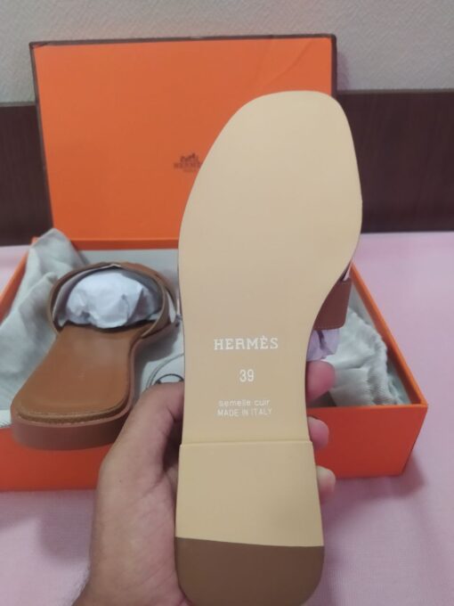 Hermès Oran brown sandals for women, Size 39 - Image 4